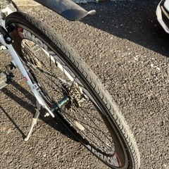 CANOVER　クロスバイク　ホワイト　自転車　28㌅