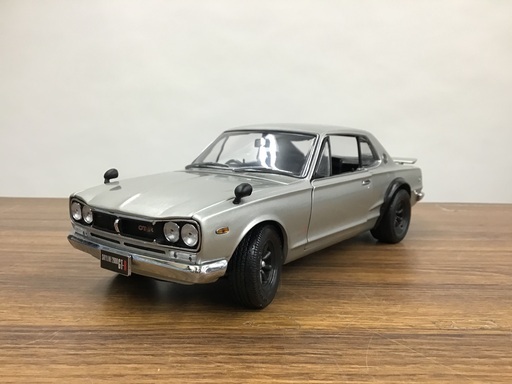 京商 1/18 日産スカイライン 2000GT-R KPGC10