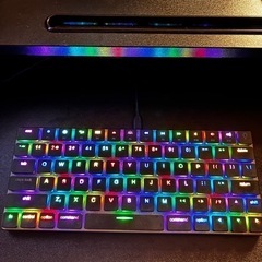 ゲーミングキーボードみたいなメカニカルキーボード Vinpok Taptek