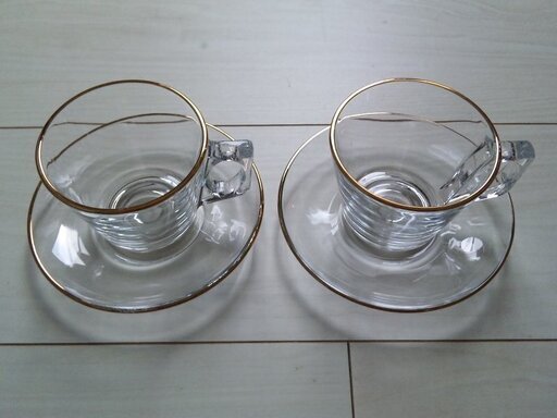 《未使用品》QUEEN’S GOLD ◆ カップ＆ソーサー 2客セット ◆ ティーカップ コーヒーカップ
