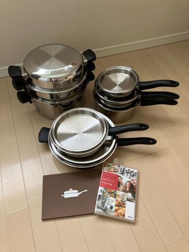 アムウェイ Amway　クィーンクックウェア クィーン21ピースセット　DVD＆レシピブック付き　無水　鍋　フライパン　時短　節約　ヘルシー