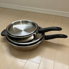 アムウェイ Amway　クィーンクックウェア クィーン21ピースセット　DVD＆レシピブック付き　無水　鍋　フライパン　時短　節約　ヘルシー