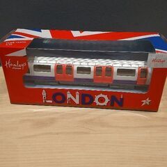 【未使用】正規品　London tube 電車　模型　おも…