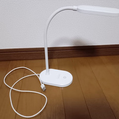 オーム(OHM) 電機 LEDデスクランプ ホワイト USB電源...