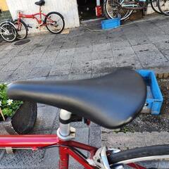 クロスバイク　７００ｘ２８ｃ　ＧＩＡＮＴ　８変速　フレーム　アルミ　美品　赤-バレンシアガトートバッグレディース