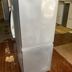 福岡市内配送無料　2019年　AQR-13H-S(ブラッシュシルバー) 2ドア冷蔵庫 右開き 126L 