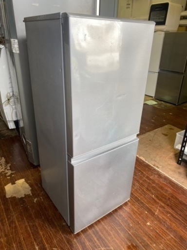 福岡市内配送無料　2019年　AQR-13H-S(ブラッシュシルバー) 2ドア冷蔵庫 右開き 126L