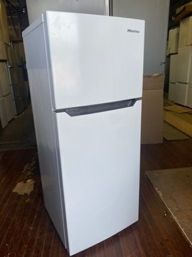 福岡市内配送無料　2021年　ハイセンス 小型 冷蔵庫 幅48.1cm 120L ホワイト HR-B12C 2ドア 右開き 耐熱天板 静音