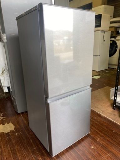 福岡市内配送無料 2022年式 冷蔵庫 ブラッシュシルバー AQR-13M  
