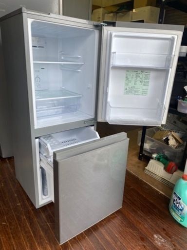 福岡市内配送無料 2022年式 冷蔵庫 ブラッシュシルバー AQR-13M  