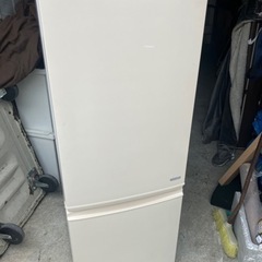 Sharp 167 L 冷蔵庫