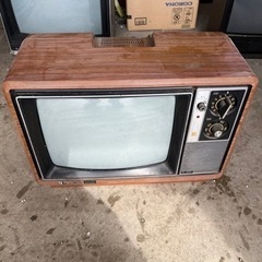 1977年製　レトロテレビ