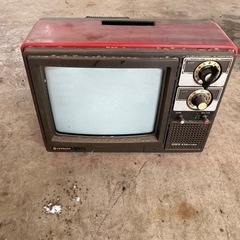 1979年製　レトロテレビ