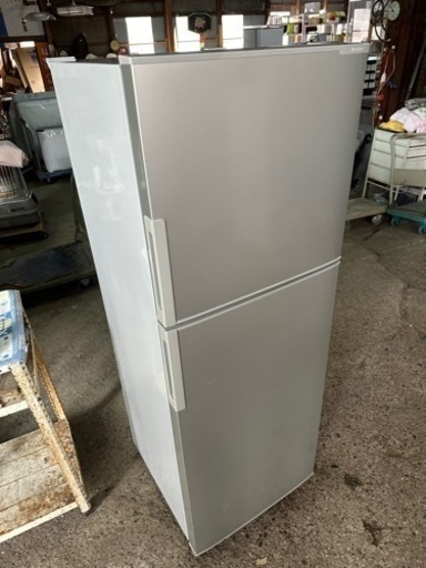シャープ　ノンフロン冷凍冷蔵庫SJ-23X-S
