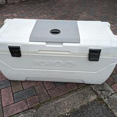 イグルークーラーボックス156リットル