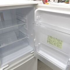 西岡店 冷蔵庫 137L 2ドア SJ-D14C-W シャープ 2017年製 SHARP ホワイト 右開き 100Lクラス