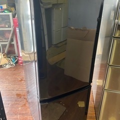 北九州市内配送無料　保証付き　三菱　冷凍冷蔵庫　2020年製　MR-P15E-B1