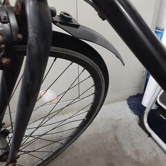リサイクルショップどりーむ鹿大前店　No1286　自転車　クロスバイク　ブラック　６段階ギア付　泥除け付き