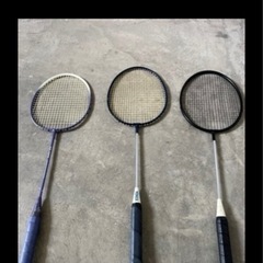 バドミントンラケット3本　YONEX ヨネックスGR-500、B...