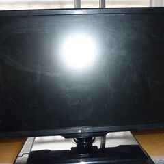 液晶テレビ　19V型　1000円　2015年製