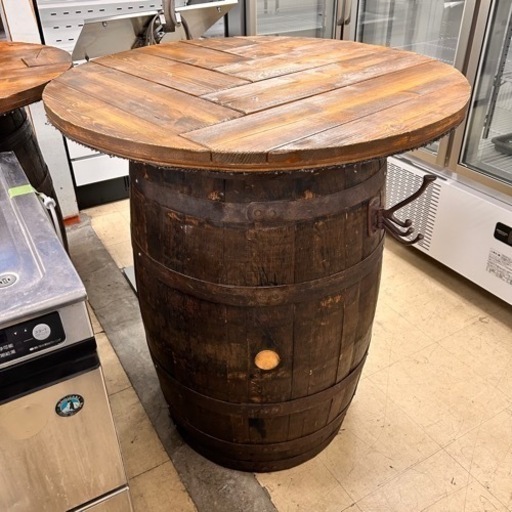 ウィスキー樽テーブル ラウンド 直径84cm バーテーブル カウンターテーブル 立飲み用 フック付 ヴィンテージ 店舗什器
