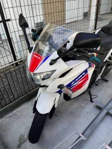 【値下げ】【交換も受付】CBR２５０　前期型　調子は良好　タイヤ８部程度