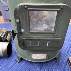 【お譲り先決まりました】ホンマ製作所 クッキングストーブ　（ケース、煙突、煙突支え、テント用板付）