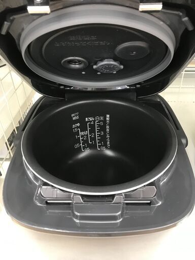 ☆ジモティ割あり☆ 象印 炊飯ジャー NW-PT10 5.5合炊き 21年製