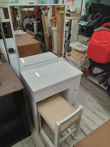 ★値下げしました❗【ナフコ】美品❗鏡台 ミラー 鏡面仕上げ【35,000円位で購入】自社配送時代引き可※現金、クレジット、スマホ決済対応※
