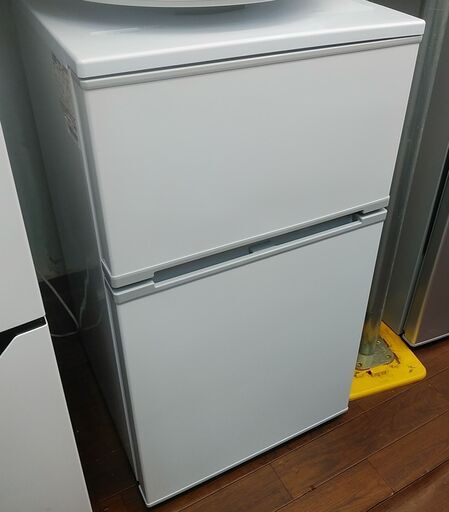 3か月間保証☆配達有り！14000円(税抜）アビテラックス 2ドア冷蔵庫 90L 2023年製 ホワイト