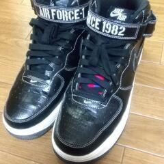 AIR FORCE 1 MID 07 LV8