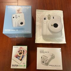 チェキ　instax mini 12　フィルム付き