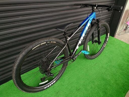 マウンテンバイク】 TREK トレック MARLIN8 マーリンエイト アルミ