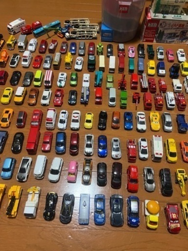 300台程☆トミカ！とミニカー☆まとめ売り！ ミニカー】まとめ売り 300台程