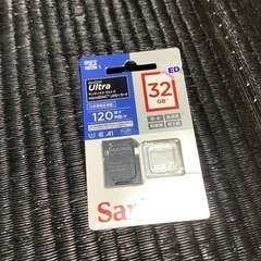 ドラレコムービー見たいです急ぎです‼️明日１０時までに対応出来ま...