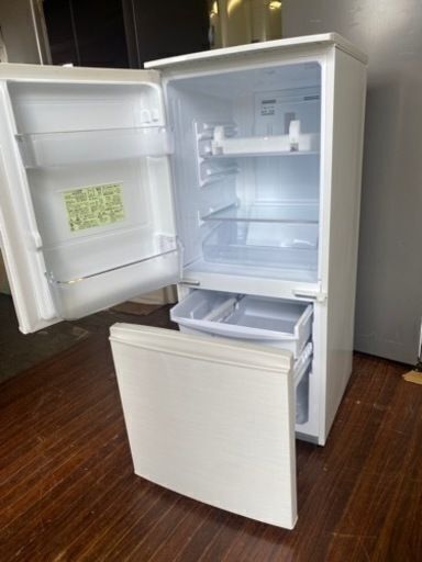 福岡市内配送無料 2019年式 シャープ SHARP 冷蔵庫(幅48.0cm) 137L