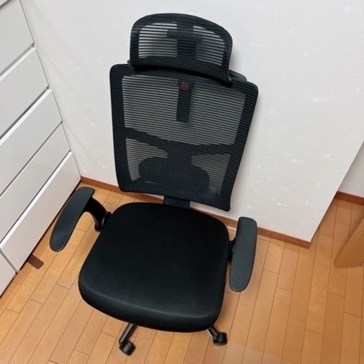 オフィスチェア　バジーオ　　ゲーミングチェア　ハイチェア　椅子　未使用に近い