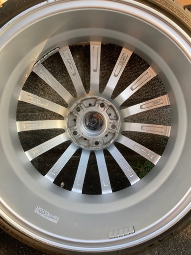 最終値下です‼️19インチアルミホイール➕タイヤ夏用ステーション  