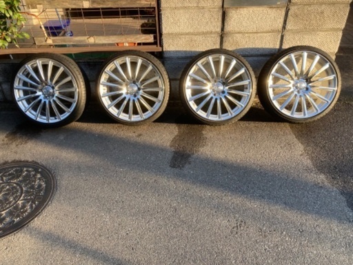 最終値下です‼️19インチアルミホイール➕タイヤ夏用ステーション  