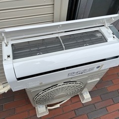 ☆美品☆2022年製！HITACHI 日立 白くまくん ルームエアコン RAS-D22M