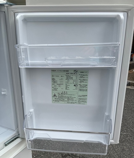 AQUA 2ドア冷凍冷蔵庫 126L 2021年製 AQR-13E8