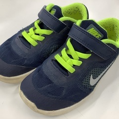 NIKE 子ども用シューズ