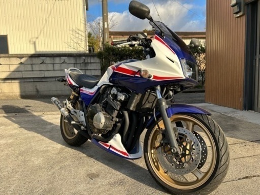 NC39 cb400sf CB スーフォア　CBXカラー　VTEC SPEC3 女性でも足付き良い
