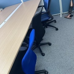 家具 オフィス用家具　デスクと椅子のセット