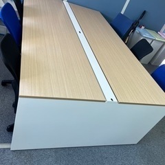 家具 オフィス用家具　デスクと椅子のセット