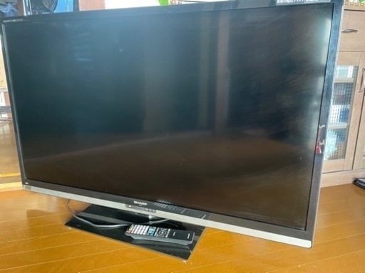 ●シャープ 52型液晶カラーテレビ AQUOS ●