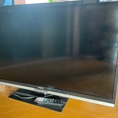 ●シャープ 52型液晶カラーテレビ AQUOS ●