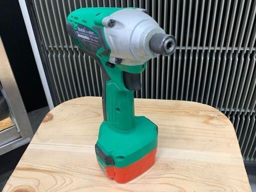 マキタ/Makita　12V 1.3Ah 充電式インパクトドライバ　M694DWX ケースなし【中古品】