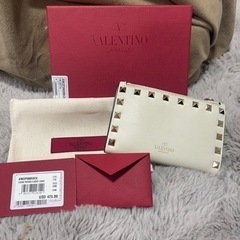 【ネット決済・配送可】バレンティノ　　カードケース　コインケース
