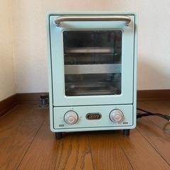 レトロなデザインのTOFFYオーブントースター